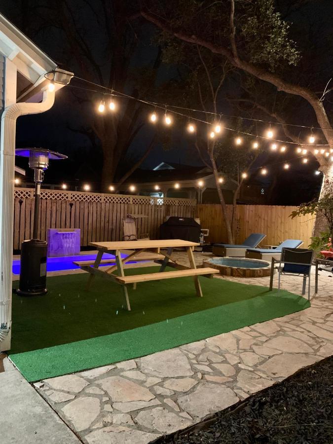 Pershing Place: Historic Home With Heated Spa/Pool By Zoo, Pearl, Golf, Witte サンアントニオ エクステリア 写真